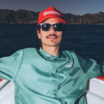 Caloncho anuncia su disco ‘Vivo En El Tiempo’: un nuevo capítulo atemporal que abre una etapa más luminosa, libre y expansiva